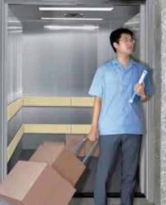4000KG 2m/s Outdoor Freight Elevator VVVF Inveter Machine部屋